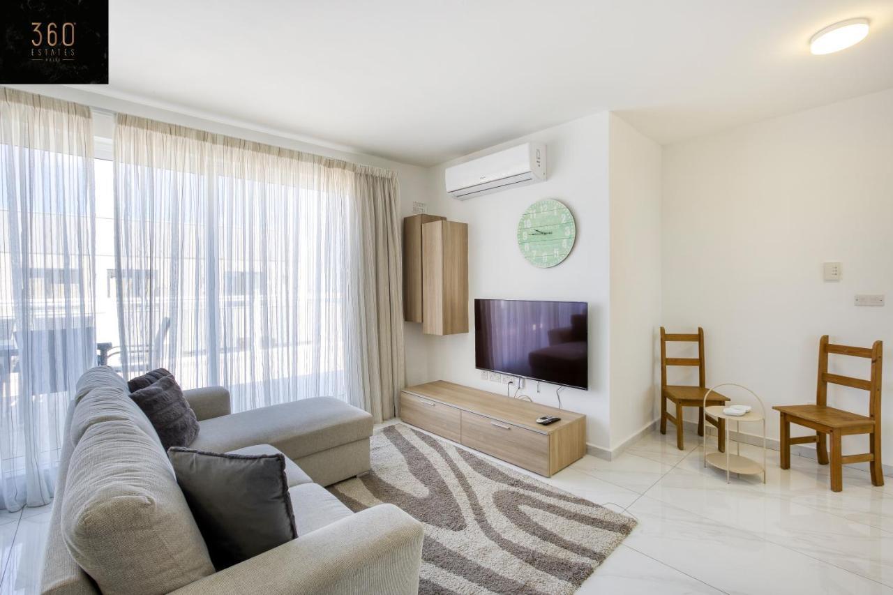 Lux Sea Front Penthouse With Breathtaking Views In St Pauls By 360 Estates Apartment เซนต์พอลส์เบย์ ภายนอก รูปภาพ