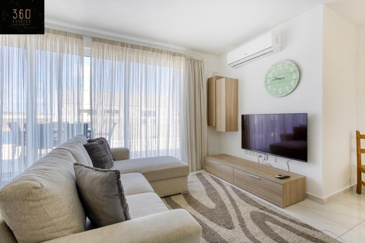 Lux Sea Front Penthouse With Breathtaking Views In St Pauls By 360 Estates Apartment เซนต์พอลส์เบย์ ภายนอก รูปภาพ
