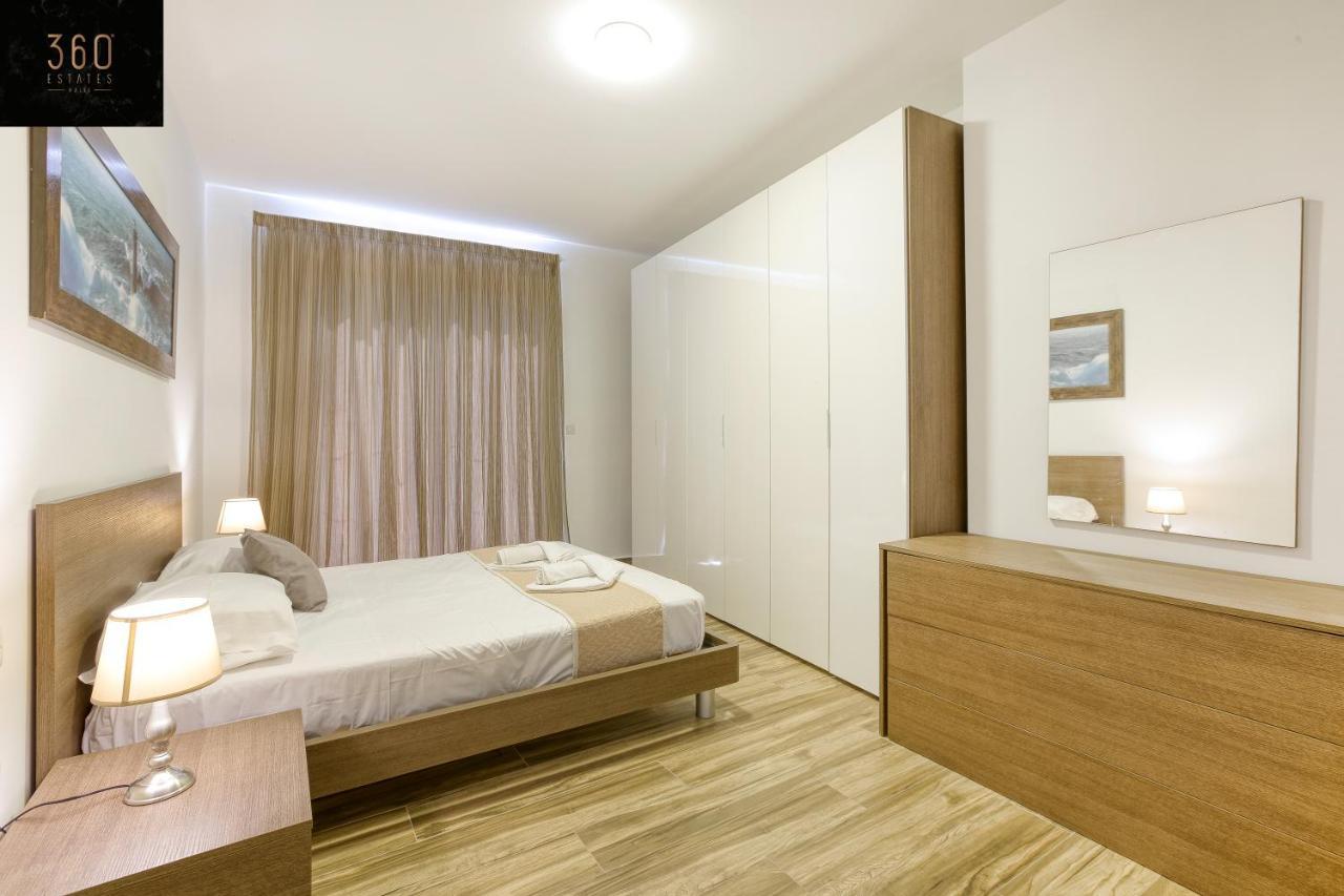 Lux Sea Front Penthouse With Breathtaking Views In St Pauls By 360 Estates Apartment เซนต์พอลส์เบย์ ภายนอก รูปภาพ