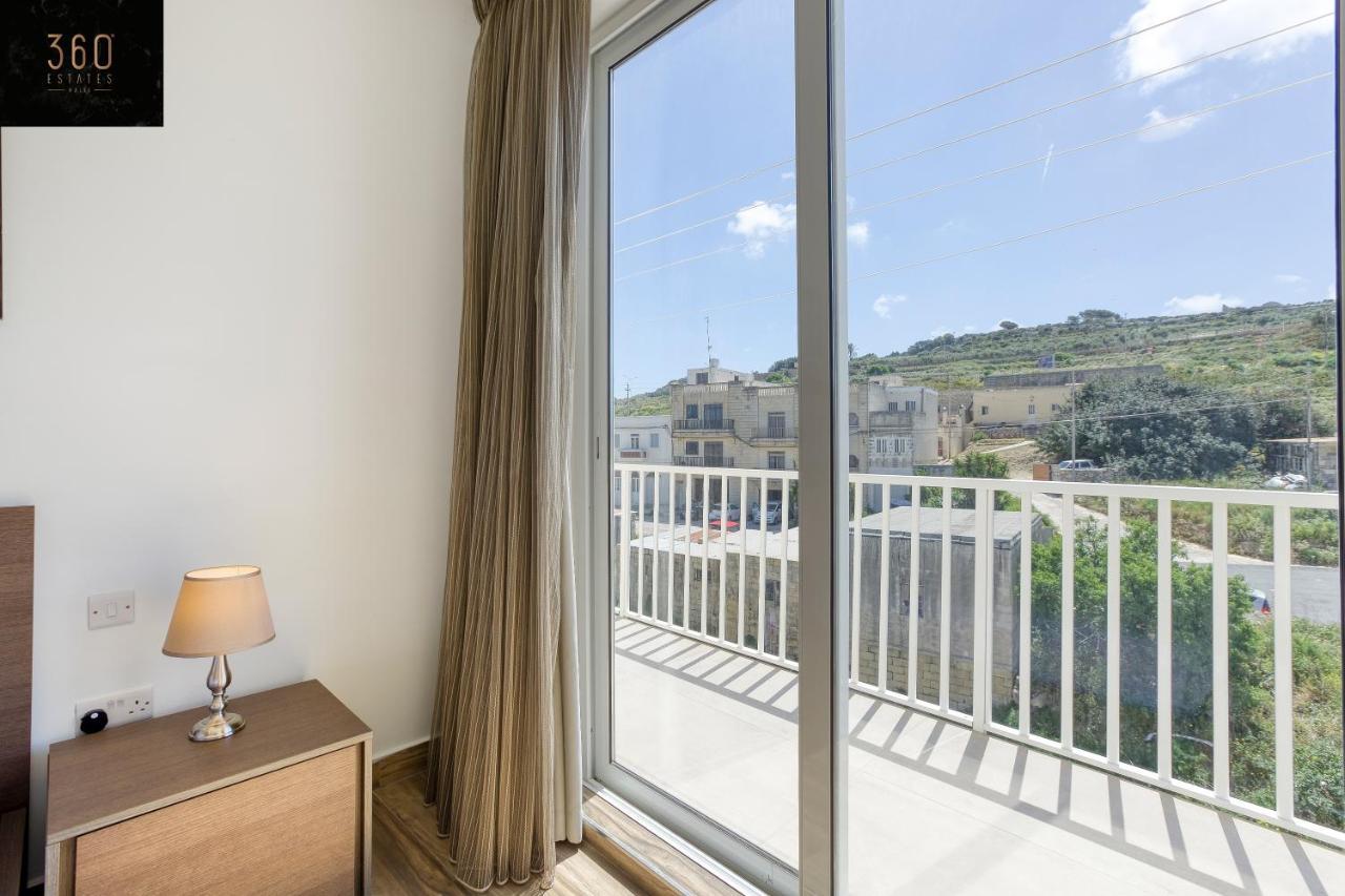 Lux Sea Front Penthouse With Breathtaking Views In St Pauls By 360 Estates Apartment เซนต์พอลส์เบย์ ภายนอก รูปภาพ